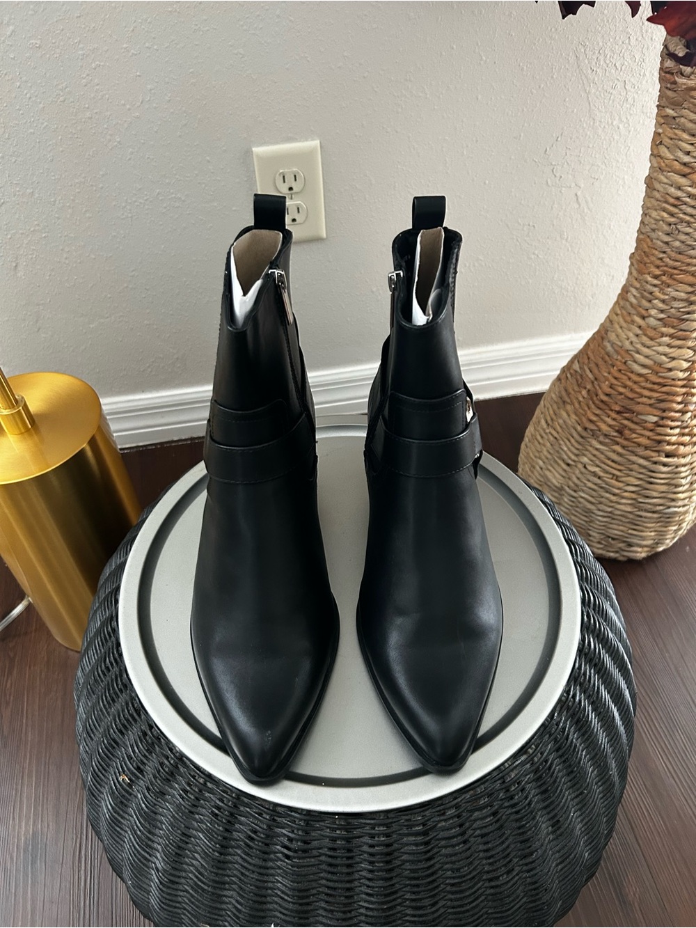 Women's Black Pointed Ankle Boots